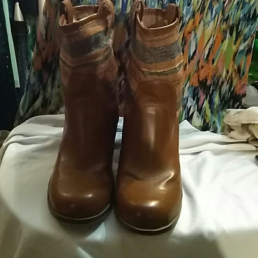 Arizona Brown sz 10